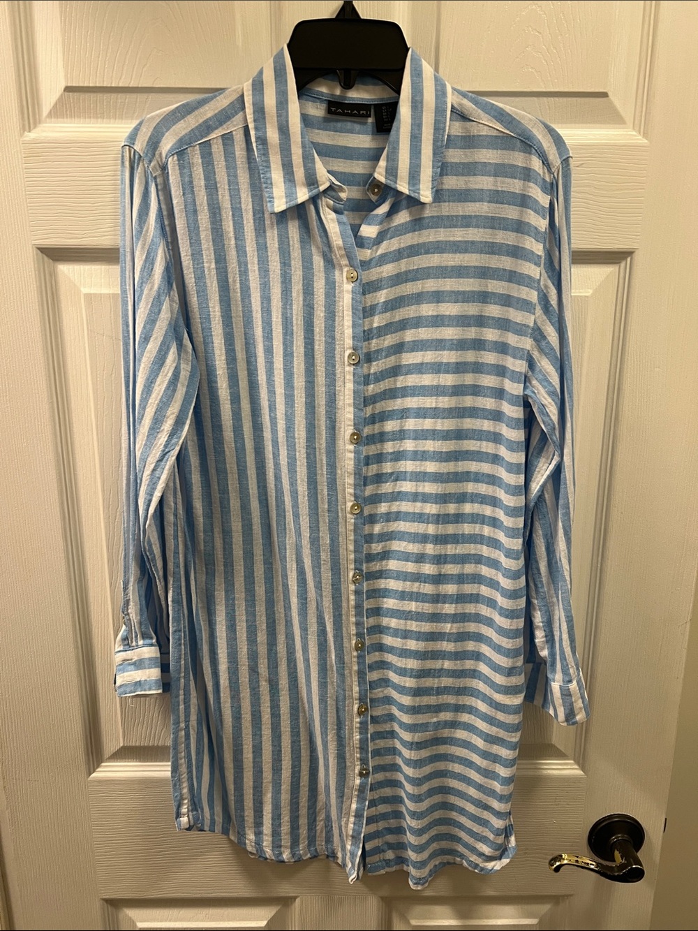 Tahari vertical horizontal stripe Long Beach button up shirt top small gauzy